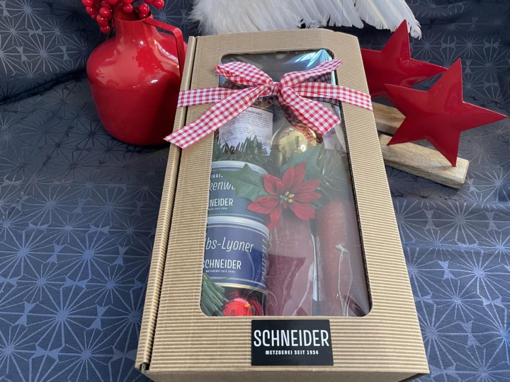 Weihnachtspräsent aus dem Online Shop der Metzgerei Schneider Pliezhausen