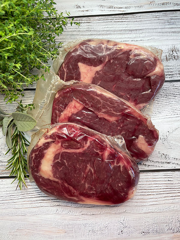 Rib-Eye-Steak – zart, saftig und voller Aroma. 1 Stück (300g - verpackt). Fleisch von der Metzgerei Schneider Pliezhausen