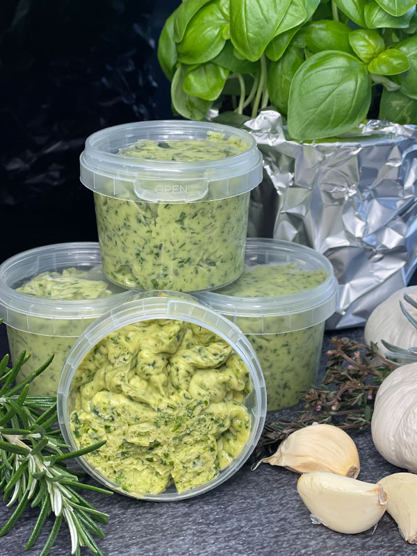 Hausgemachte Kräuterbutter – die perfekte Begleitung zum Grillgenuss