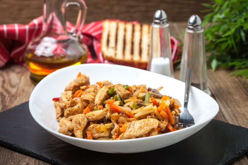 Putengeschnetzeltes mit Gemüse - ein leckeres Rezept mit Gelinggarantie von der Metzgerei Schneider Pliezhausen