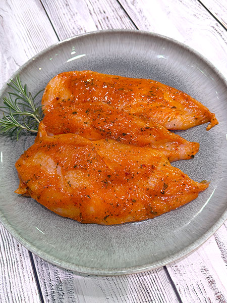 Zarte Hähnchenbrust in frischer Zitrone-Ingwer-Marinade – leicht, aromatisch und perfekt für eine schnelle, gesunde Küche.