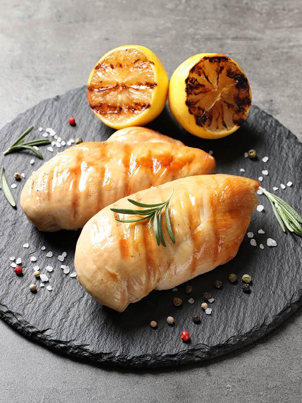 Zarte Hähnchenbrust in frischer Zitrone-Ingwer-Marinade – leicht, aromatisch und perfekt für eine schnelle, gesunde Küche.