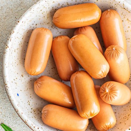 Party-Saiten: Die Mini-Version unserer beliebten Saitenwürste – herzhaft, knackig und perfekt für Party, Brotzeit oder den kleinen Hunger zwischendurch.